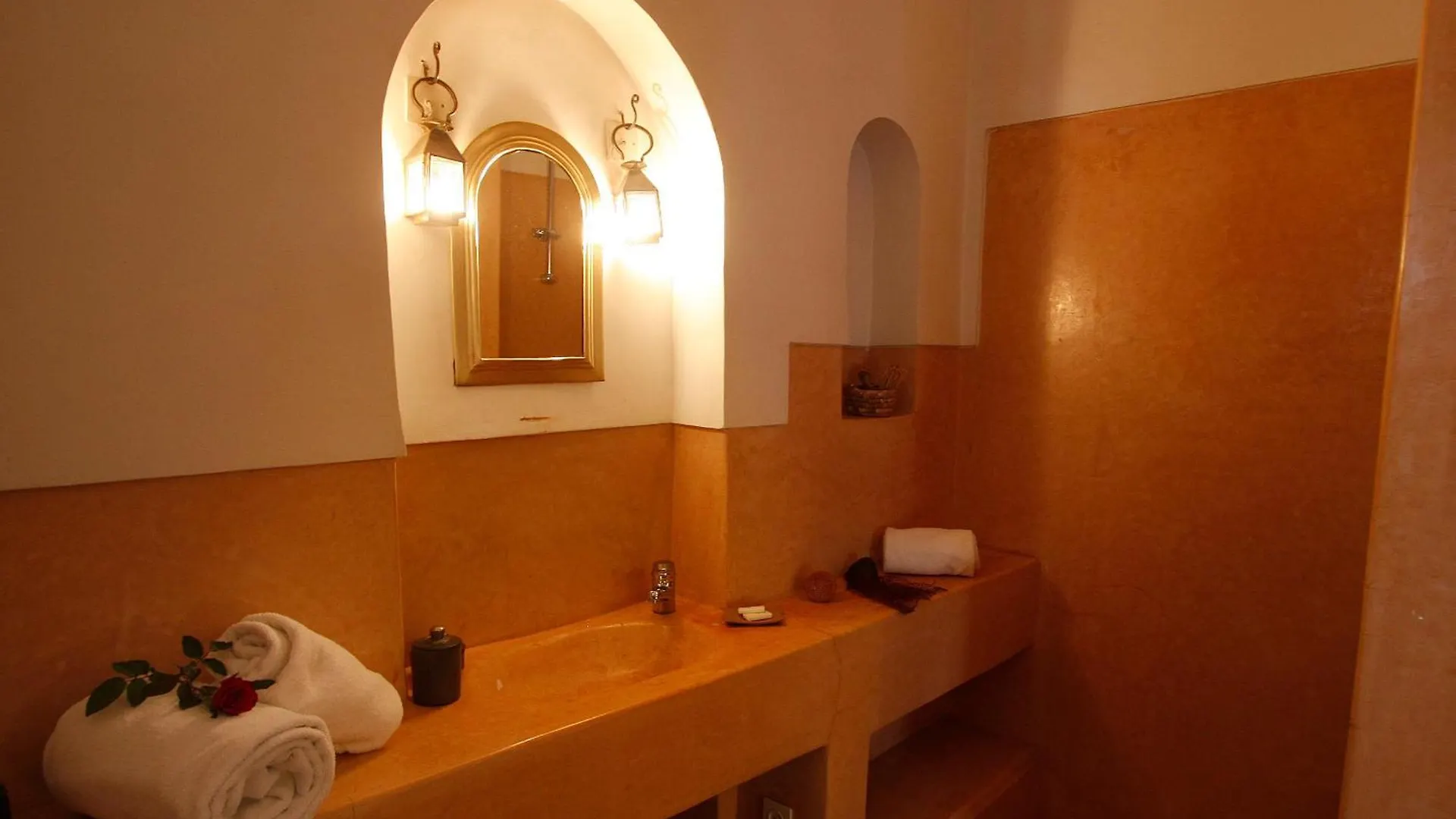 Riad Hotel Dar Touyir à Marrakesh