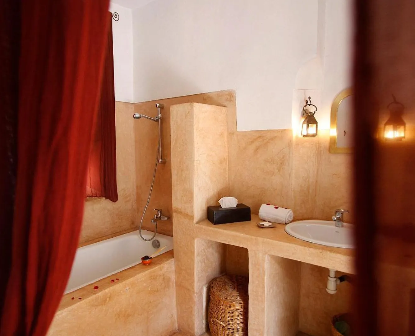 Riad Hotel Dar Touyir à Marrakesh